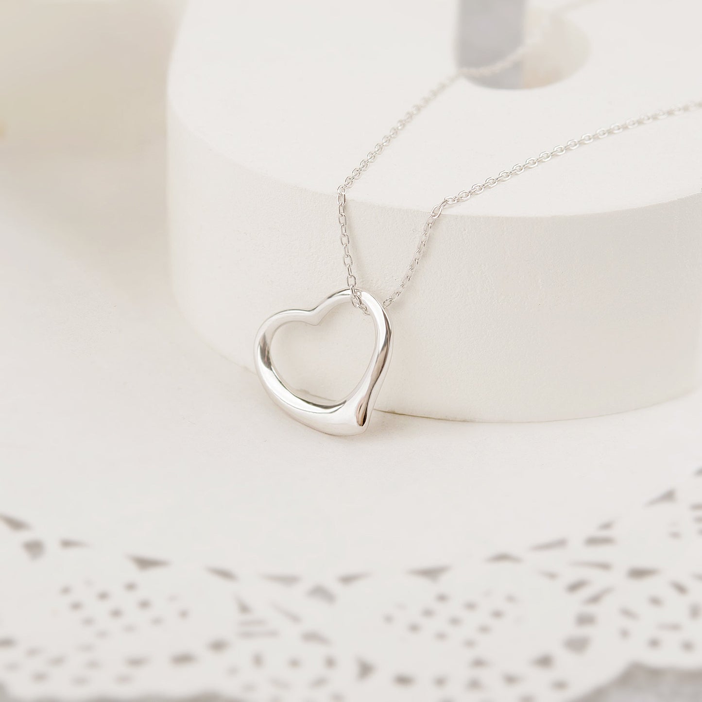 "To An Amazing New Mom" Dangling Heart Necklace, 925 Sterling Silver Mother's Day Gift Card Set