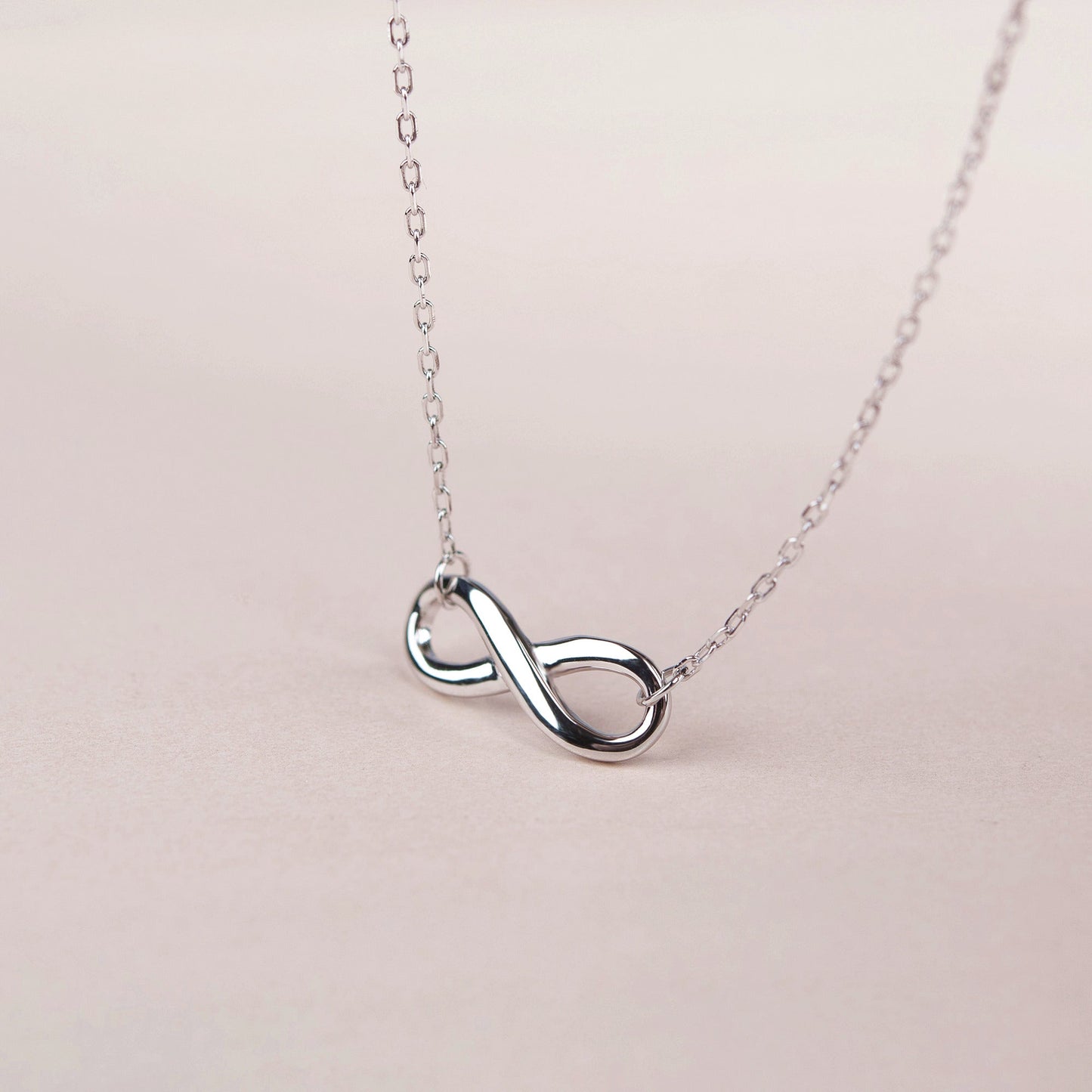 "To An Amazing New Mom" Card and Infinity Necklace