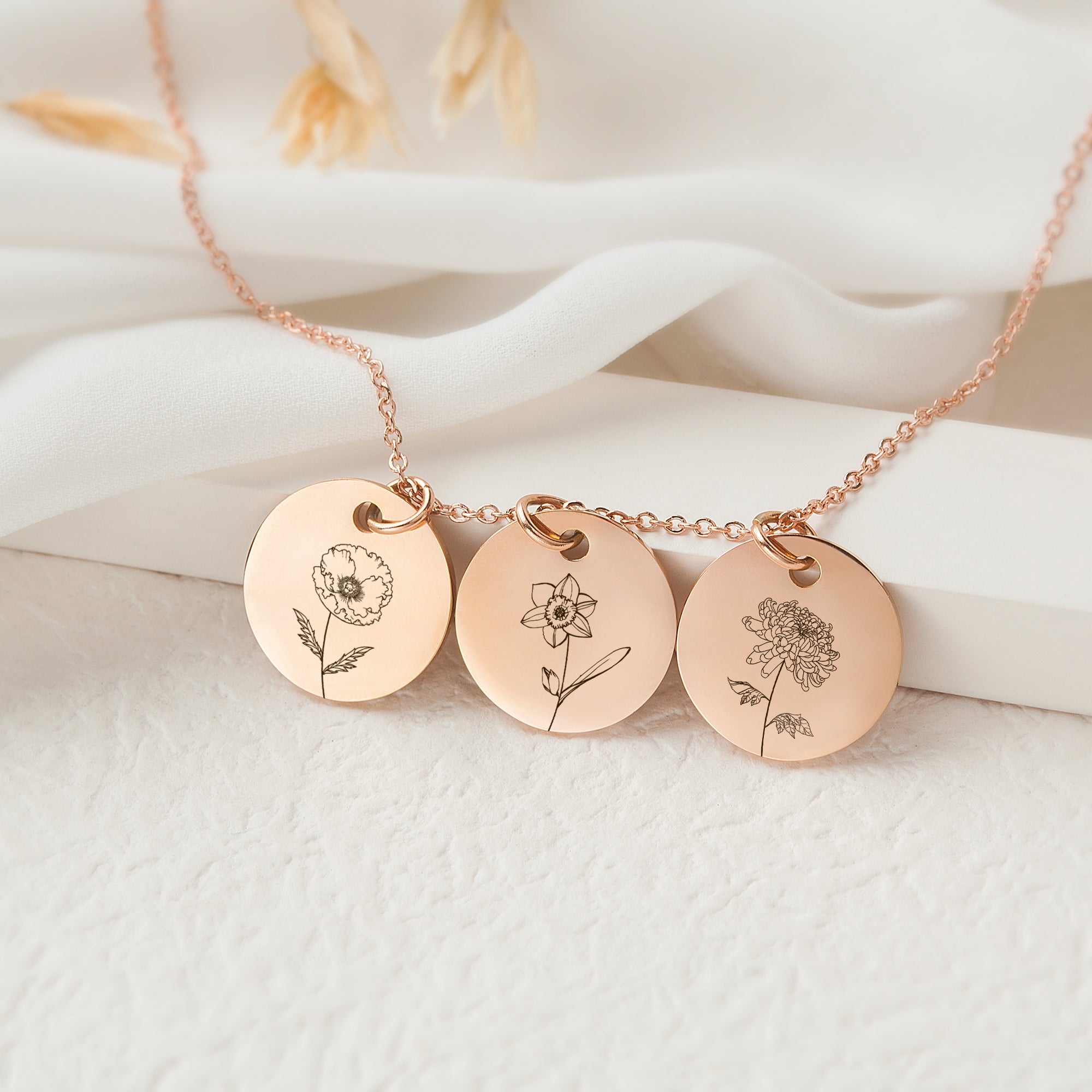 Birth Flower Necklace Gift for Her Personalized Necklace Floral Design Jewelry Name Necklace